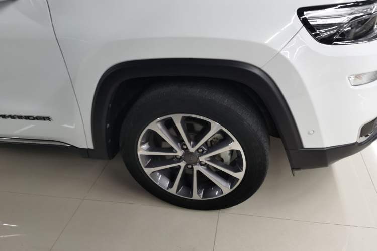 Used  Grand Commander 2018 2.0T Four-Wheel Drive Enjoyment Version China V