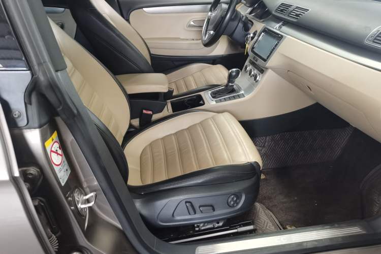 Used Volkswagen FAW-Volkswagen CC 2013 1.8TSI Prestige Model
