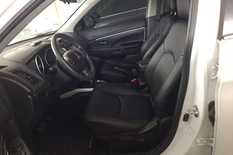 Used Mitsubishi ASX 2013 2.0L CVT Two-Wheel Drive Elite Edition