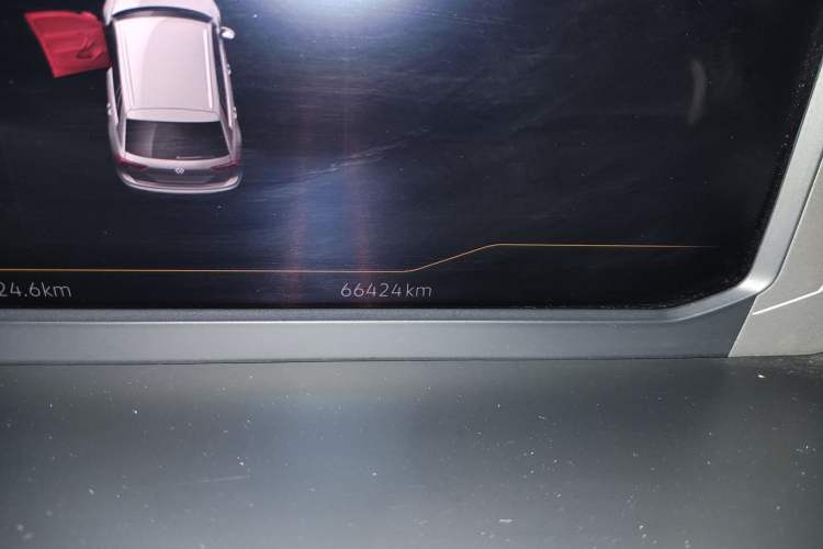 Used Volkswagen Tiguan L 2021 330TSI Automatic Two-Wheel Drive Smart Edition
