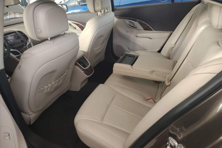 Used Buick LaCrosse 2013 2.4L SIDI Leading Comfort Version
