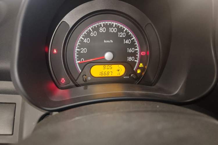 Used Suzuki Alto 2013 Revised Version 1.0L Manual Comfort Edition
