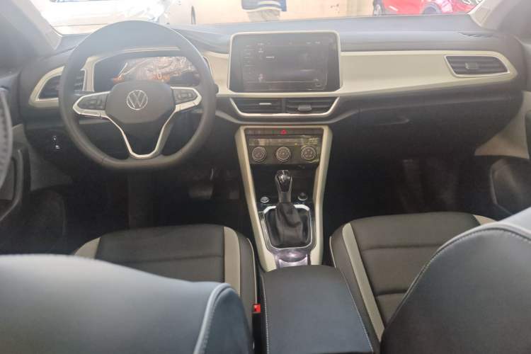 Used Volkswagen T-ROC 2023 280TSI DSG Two-Wheel Drive Time Edition
