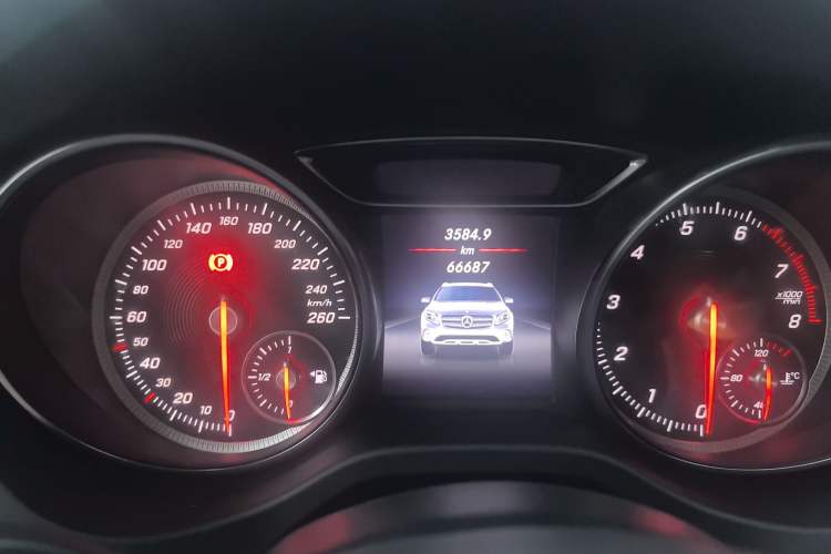 Used Mercedes-Benz GLA 2018 GLA 200 Fashion Model
