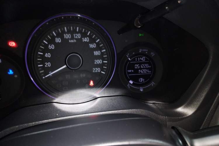 Used Honda Vezel 2020 1.5L CVT Pioneer Edition
