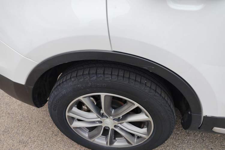 Used Geely Auto Emgrand X7 Sport 2018 1.8TD Automatic Two-Wheel Drive Smart Connect 4G Internet Edition
