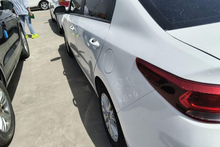 Used Kia K2 2017 Sedan 1.4L Automatic Transmission 15th Anniversary Special Edition GLS
