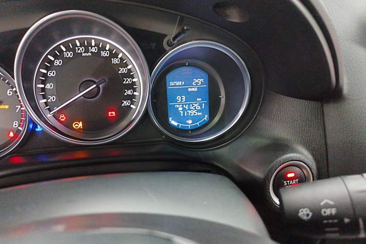 Used Mazda CX-5 2015 2.0L Automatic Two-Wheel Drive Urban Version
