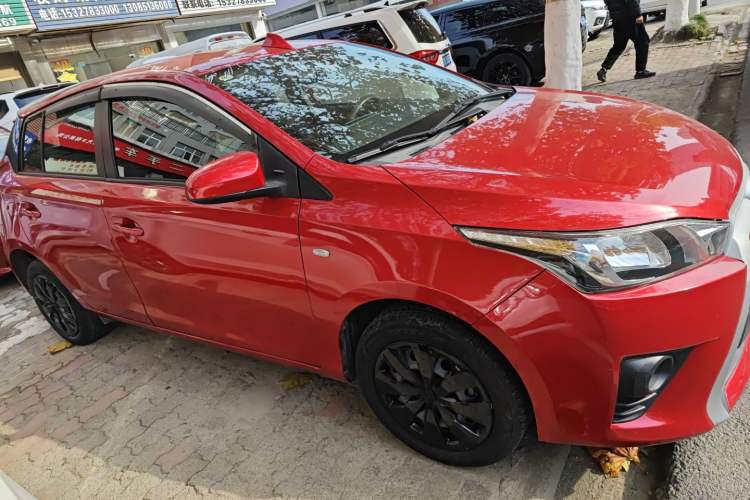 Used Toyota YARiS L 2015 1.5E Automatic Charm Edition
