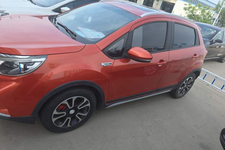 Used Geely Auto Vision X3 2017 1.5L Automatic Prestige Model
