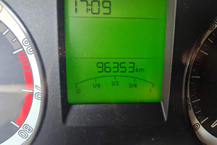 Used Skoda Rapid 2018 1.6L Manual Standard Edition