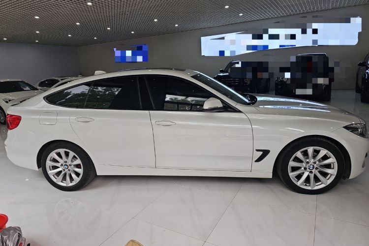 Used BMW 3 Series GT 2018 320i Sport Edition
