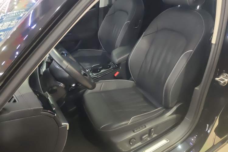 Used Volkswagen Passat 2022 330TSI Starry Luxury Edition
