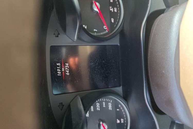 Used Mercedes-Benz GLC 2019 GLC 260 L 4MATIC Dynamic Model
