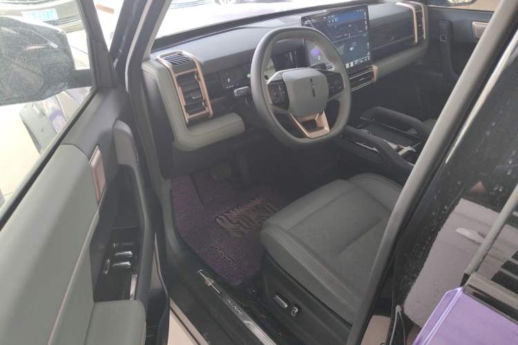 Used  03 2024 472km Four-Wheel Drive Long-Range Version
