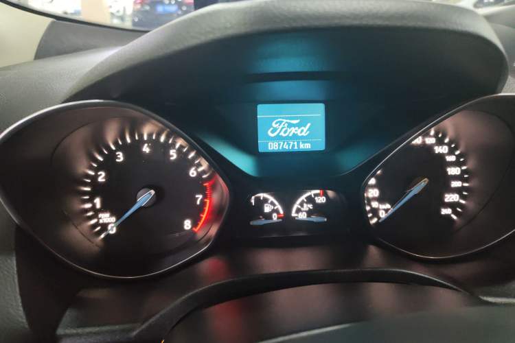 Used Ford Kuga 2019 EcoBoost 180 Two-Wheel-Drive Platinum Edition China VI Standard
