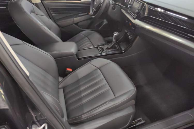 Used Volkswagen Passat 2019 280TSI Business Edition China VI
