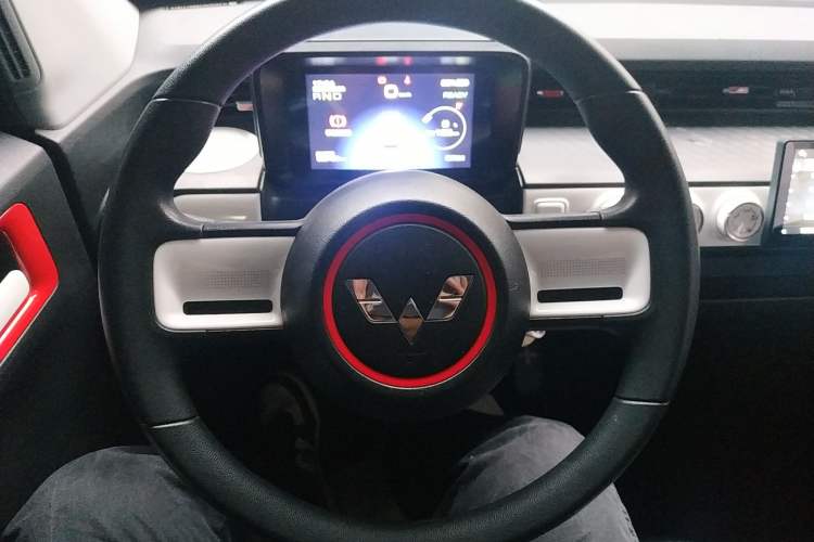 Used Wuling Hongguang MINIEV 2022 GAMEBOY 200km Gaming Edition with Lithium Iron Phosphate
