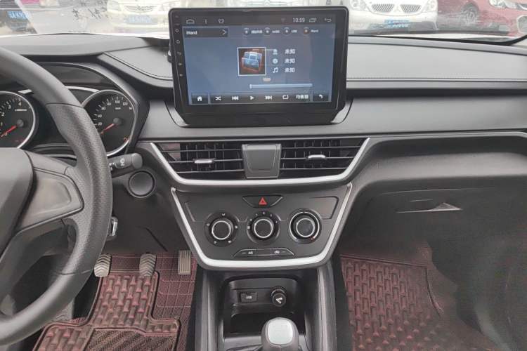 Used Wuling Hongguang S3 2018 1.5L Manual Standard Version China V Standard