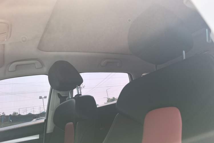 Used Haval H2s 2018 Red-Label 1.5T Dual-Clutch Fashion Edition
