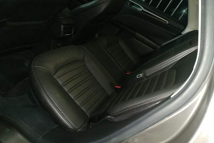 Used Ford Mondeo 2013 2.0L GTDi 200 Fashion Edition
