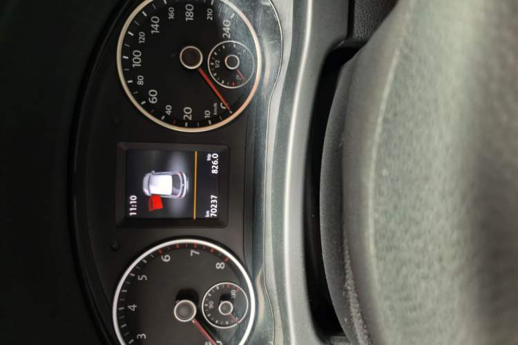 Used Volkswagen Tiguan 2015 1.8TSI Automatic All-Wheel-Drive Luxury Model
