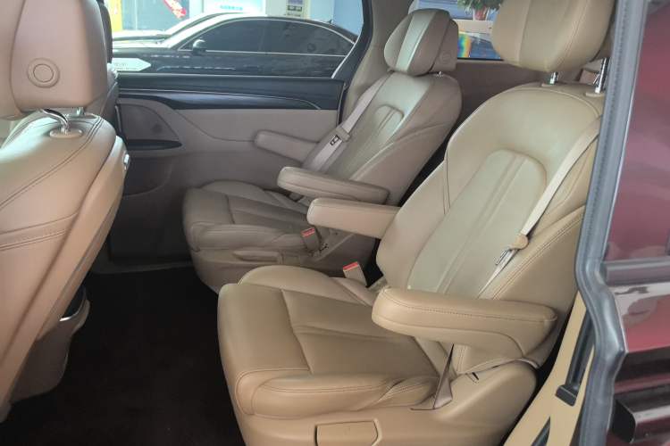 Used Buick GL8 2020 ES Land Cruiser 653T Luxury Edition
