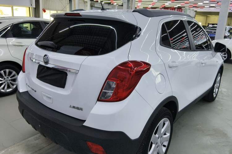 Used Buick Encore 2015 1.4T Automatic Two-Wheel Drive Urban Elite Version
