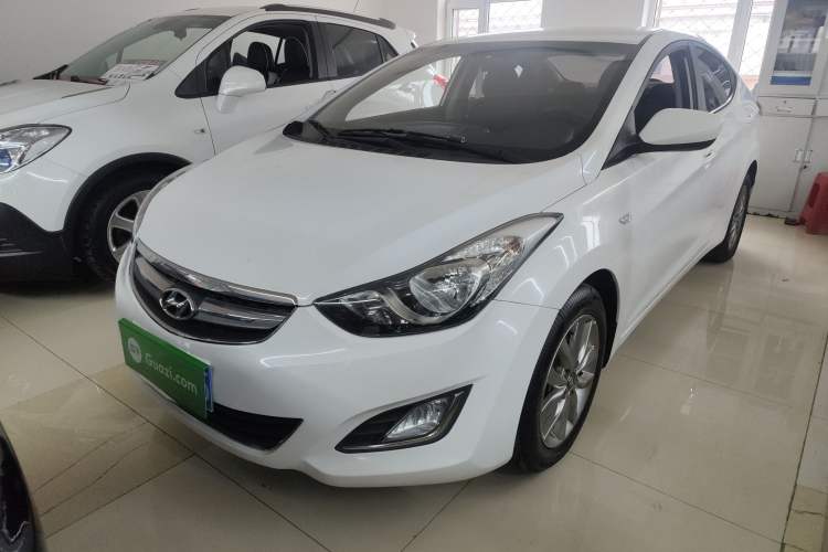Used Hyundai Elantra 2015 1.6L Automatic Fashion Model