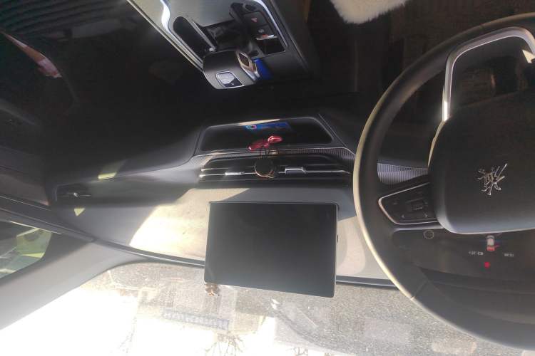 Used Hongqi E-QM5 2023 Revised Version Basic Travel Edition
