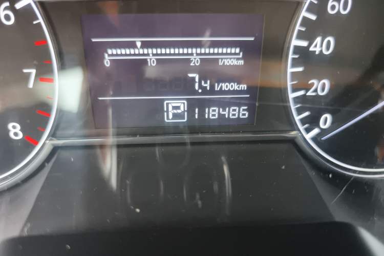 Used Nissan Tiida 2014 1.6L CVT Comfort Model
