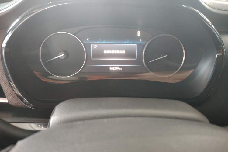 Used Buick GL8 2022 Land Business Class 652T Luxury Model
