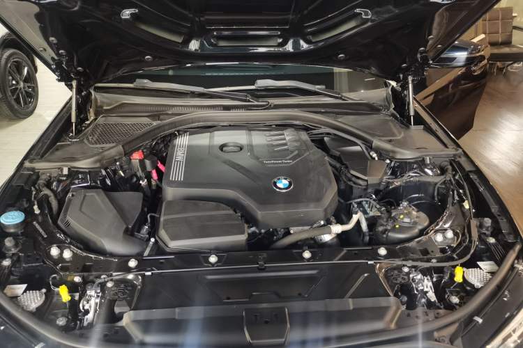 Used BMW 3 Series 2021 Second Facelift 320Li M Sport Package
