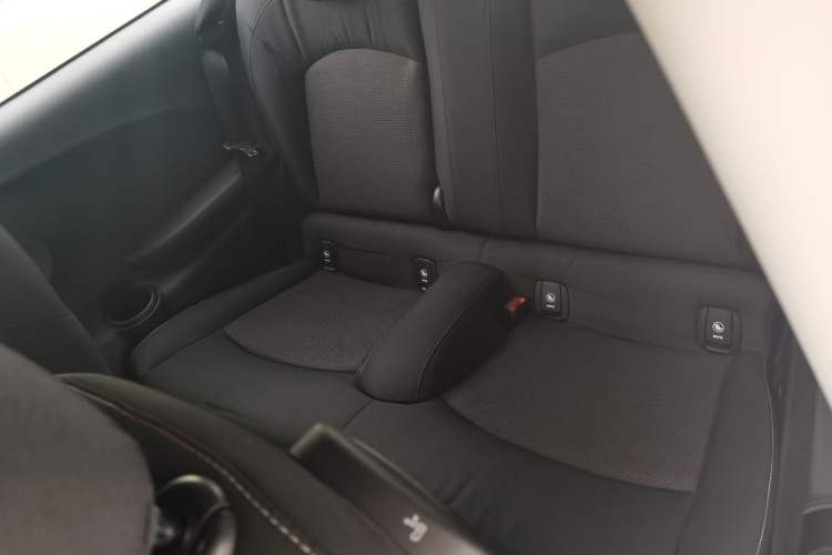 Used  MINI 2016 1.2T ONE Pioneer Edition
