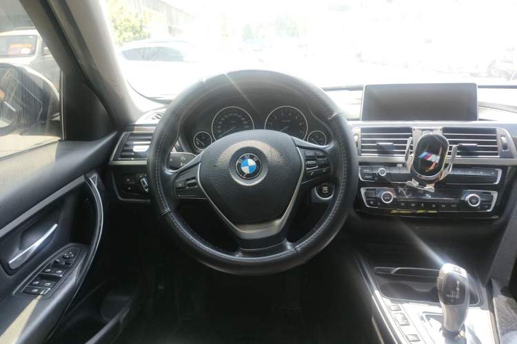 Used BMW 3 Series 2018 320Li Fashion Model
