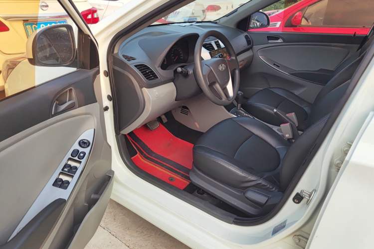 Used Hyundai Verna 2016 1.4L Automatic Smart GLS
