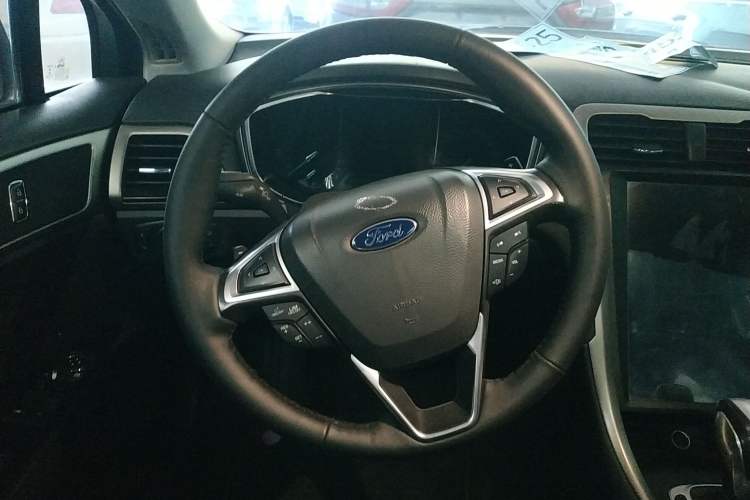 Used Ford Mondeo 2013 2.0L GTDi 200 Fashion Edition
