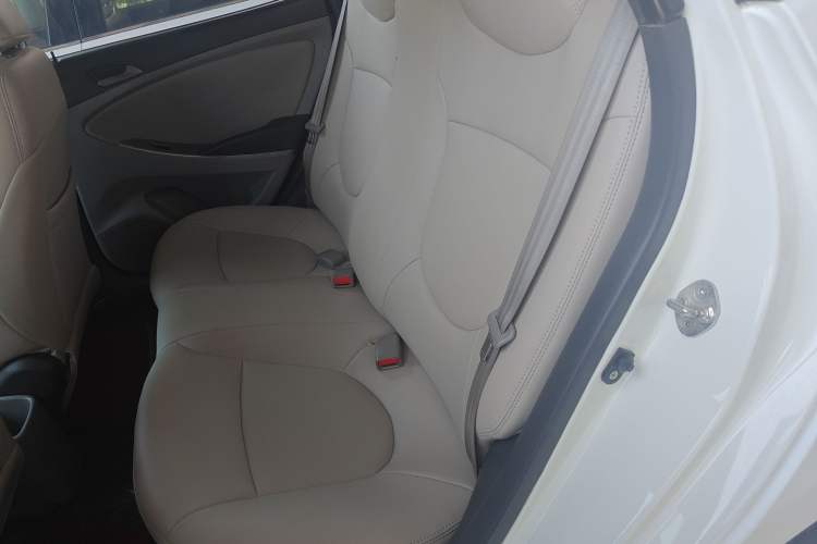 Used Hyundai Verna 2014 1.4L Automatic Smart GLS
