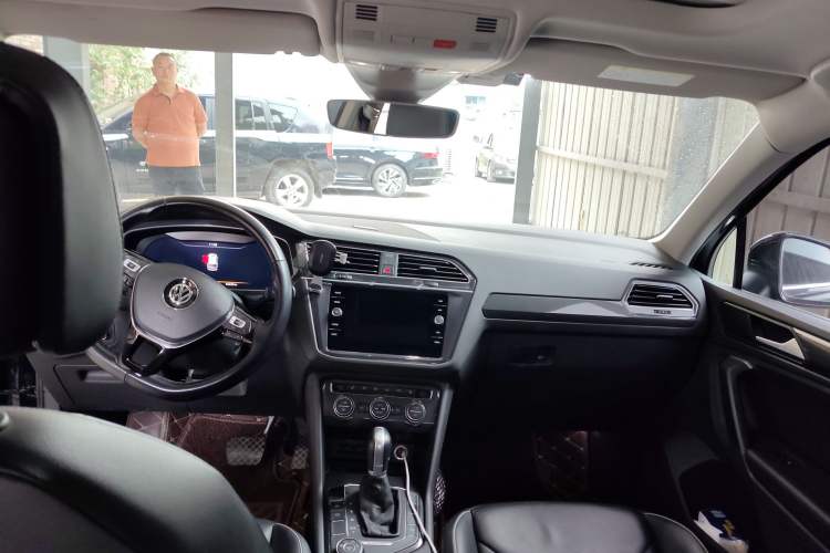 Used Volkswagen Tiguan 2018 330TSI All-Wheel-Drive Innovation Model
