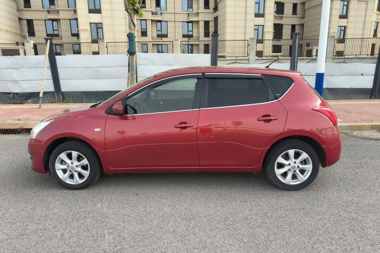 Used Nissan Tiida 2011 1.6L CVT Smart Version
