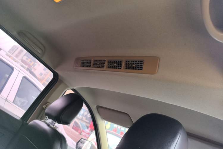 Used Wuling Hongguang 2019 1.5L S Standard Version China VI LAR
