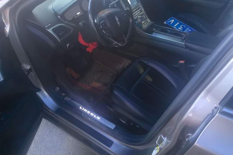 Used Lincoln MKZ 2017 2.0T Luxury Edition
