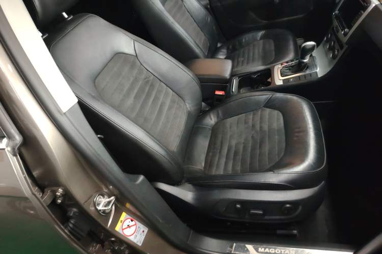 Used Volkswagen Magotan 2015 Facelift 1.8TSI Luxury Model
