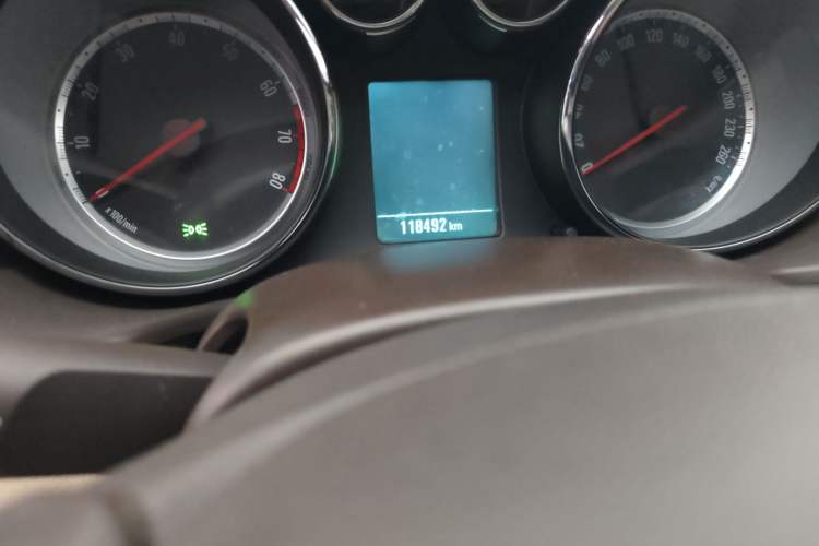 Used Buick Regal 2014 2.0L Leading Fashion Edition
