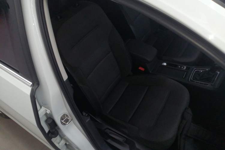 Used Volkswagen Golf 2019 280TSI DSG Comfort Version China VI Standard
