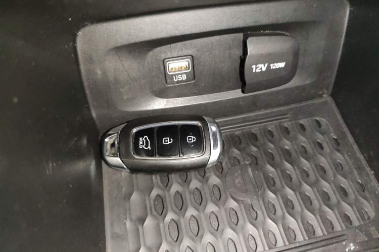 Used Hyundai ix25 2020 1.5L CVT GLS Smart Model
