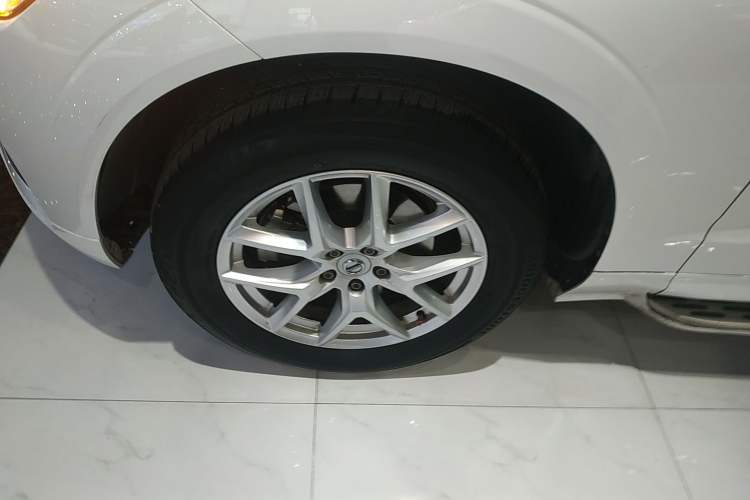 Used Volvo XC60 2018 T4 Zhiyi Edition
