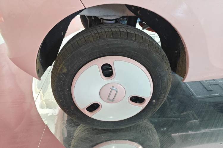 Used Bestune Pony 2025 222km Range Agile Horse
