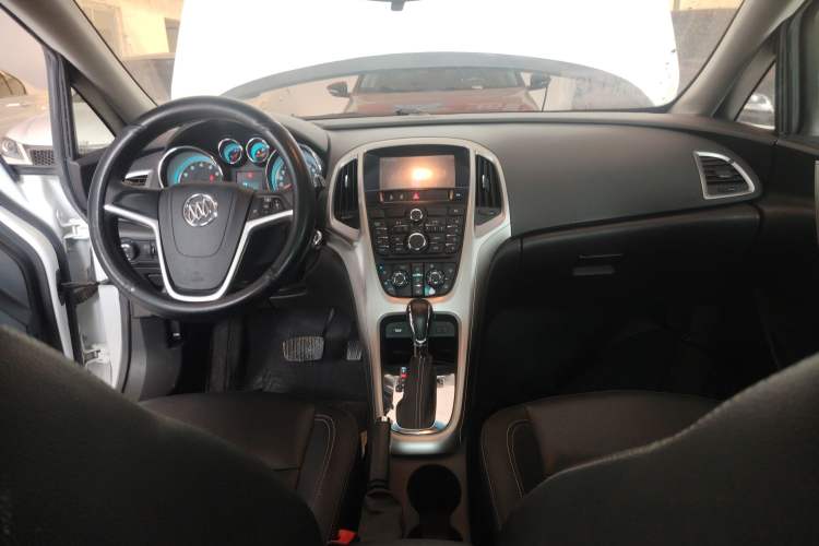 Used Buick GT 2014 XT 1.6L Automatic Fashion Edition
