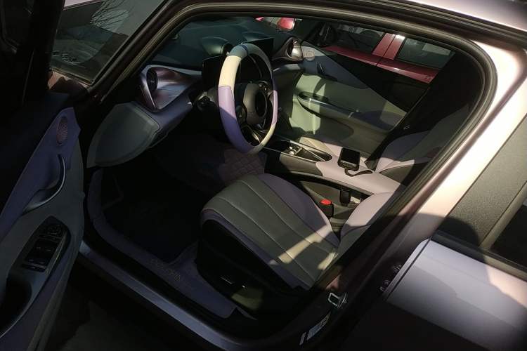 Used BYD Dolphin 2023 420 km Fashion Edition